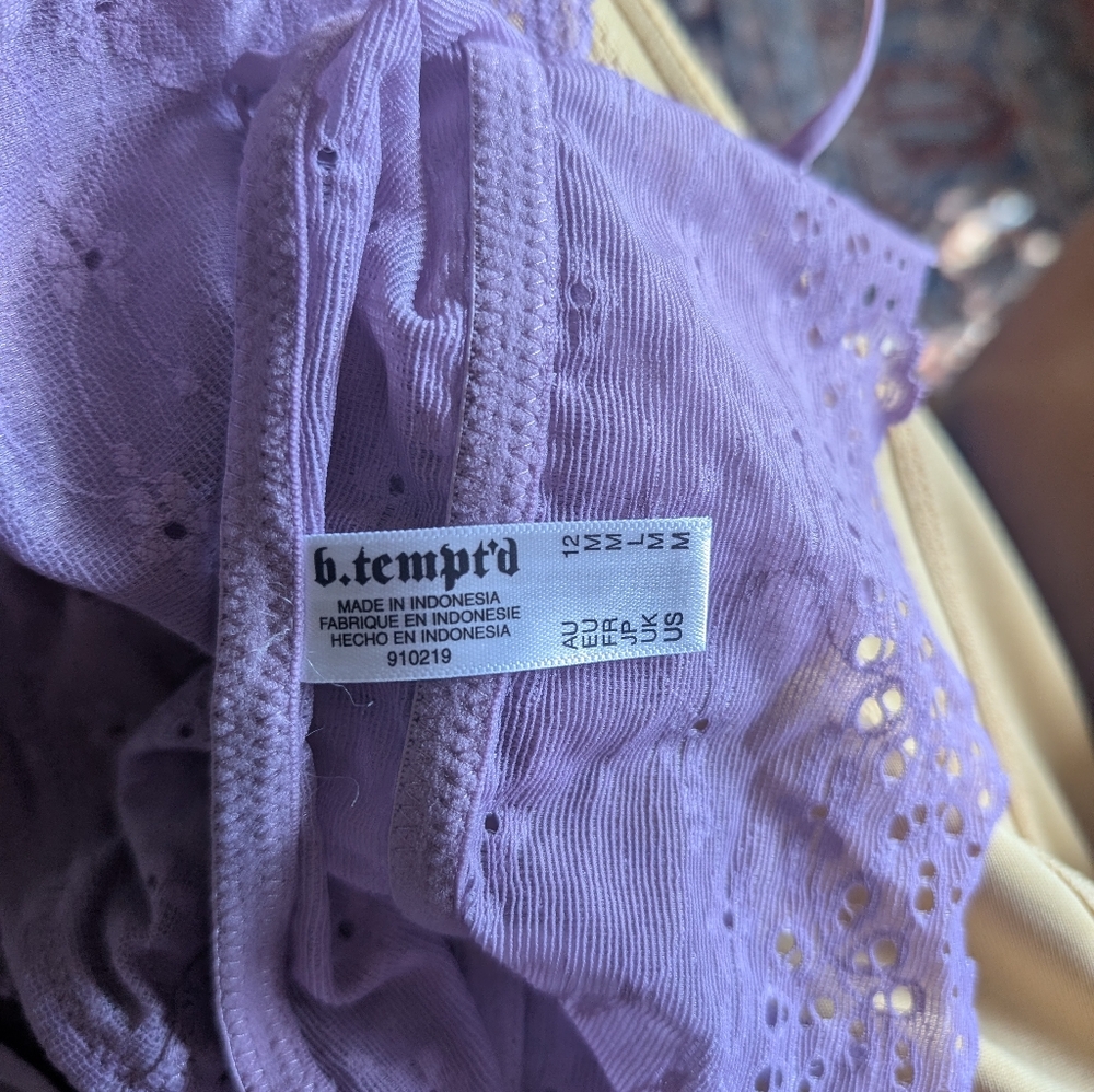 b. Tempt'd Lavender Lace Bralette NWOT - Picture 5 of 7